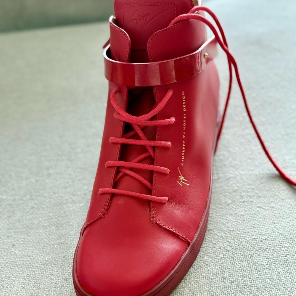 Red Designer Shoes - Picture 4 of 4